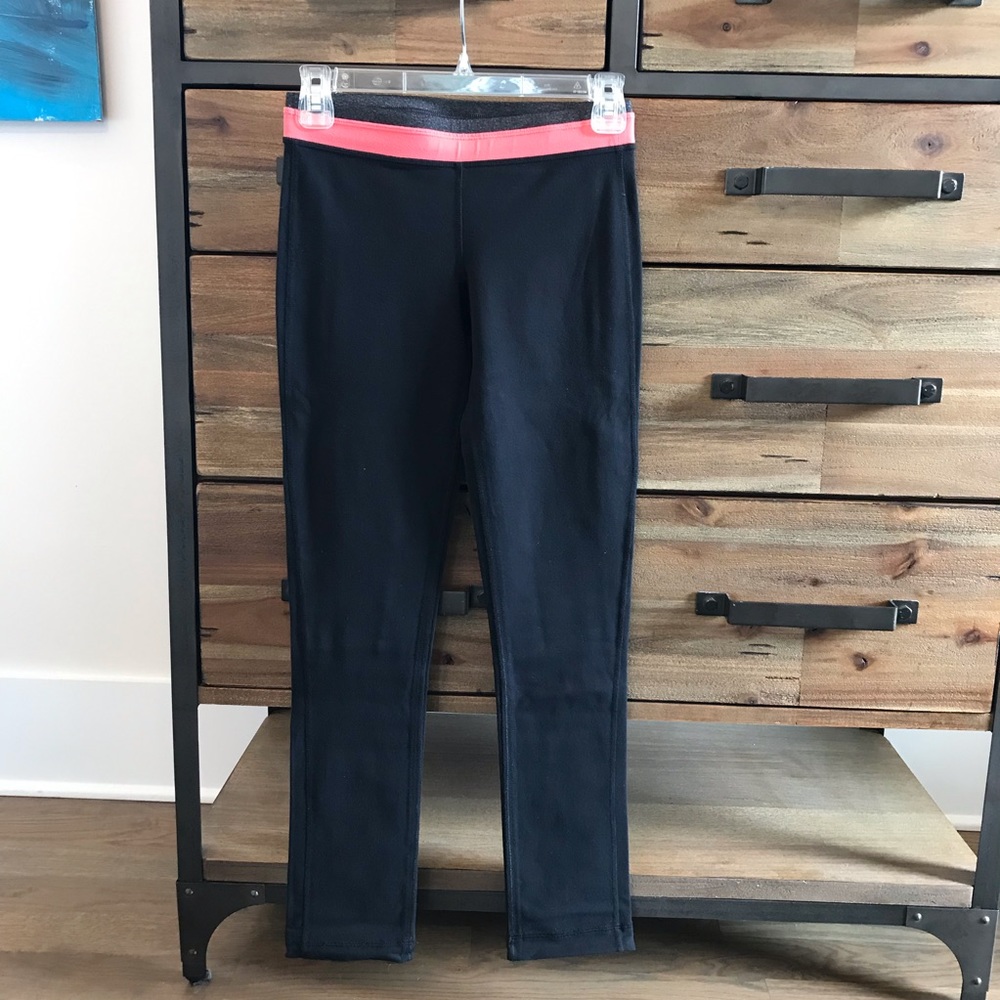 Lululemon Skinny Yoga Pant. Black & coral, size 4
